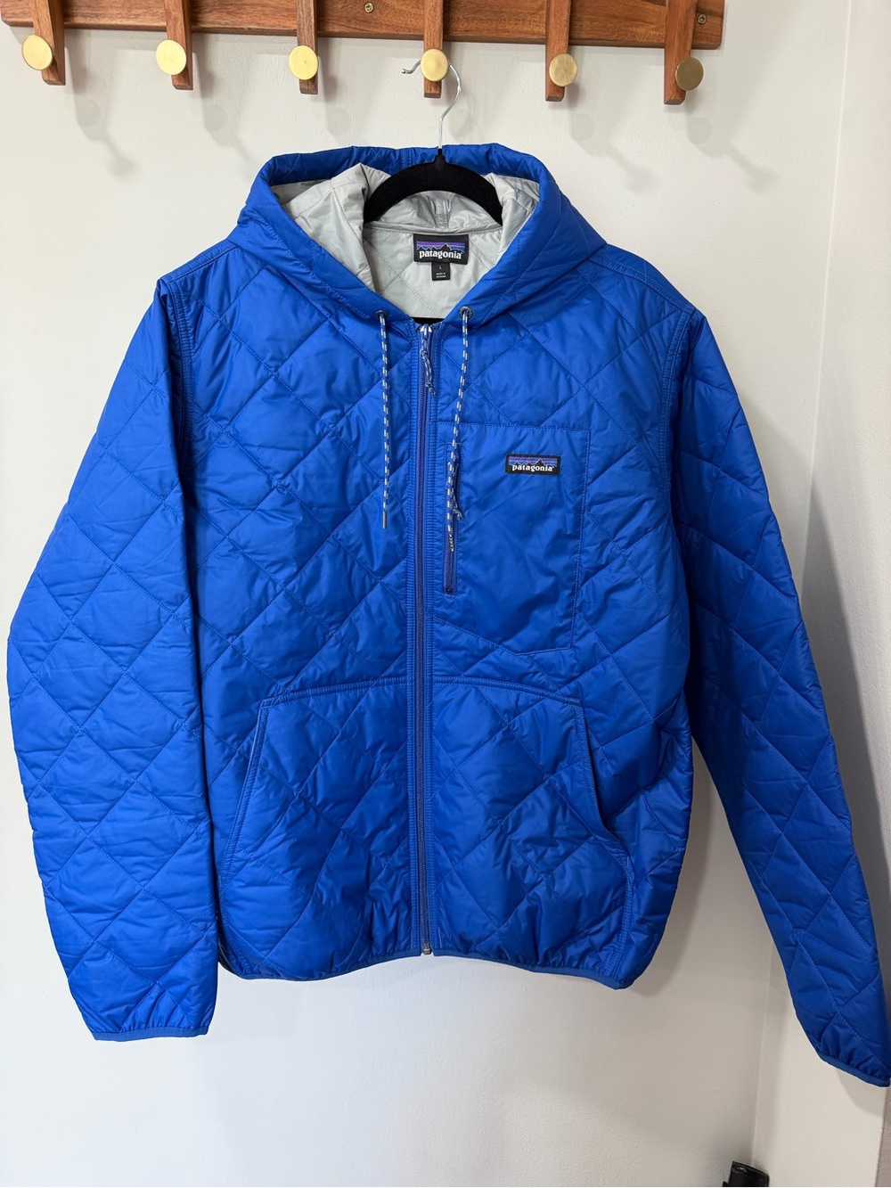 • Patagonia Diamond Quilted Insulated Bomber Hoodie •